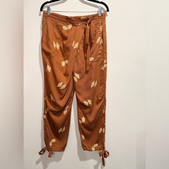 Pilcro Anthropologie Lyocell Cropped Tie Front Pants 26 Lightweight Spring NWT - Picture 7 of 7